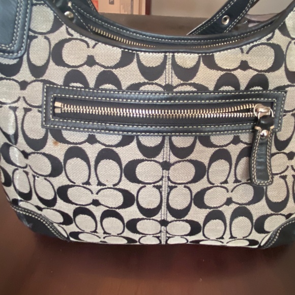 Coach Hampton Shoulder Bag - Picture 6 of 8